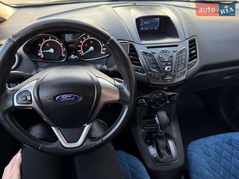 Хэтчбек Ford Fiesta 2017 в Ровно