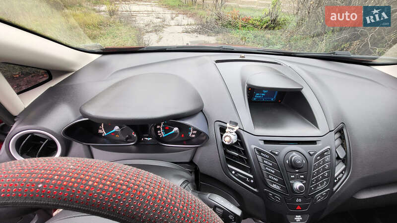 Хэтчбек Ford Fiesta 2014 в Харькове фото 20 Хэтчбек Ford Fiesta 2014 в Харькове