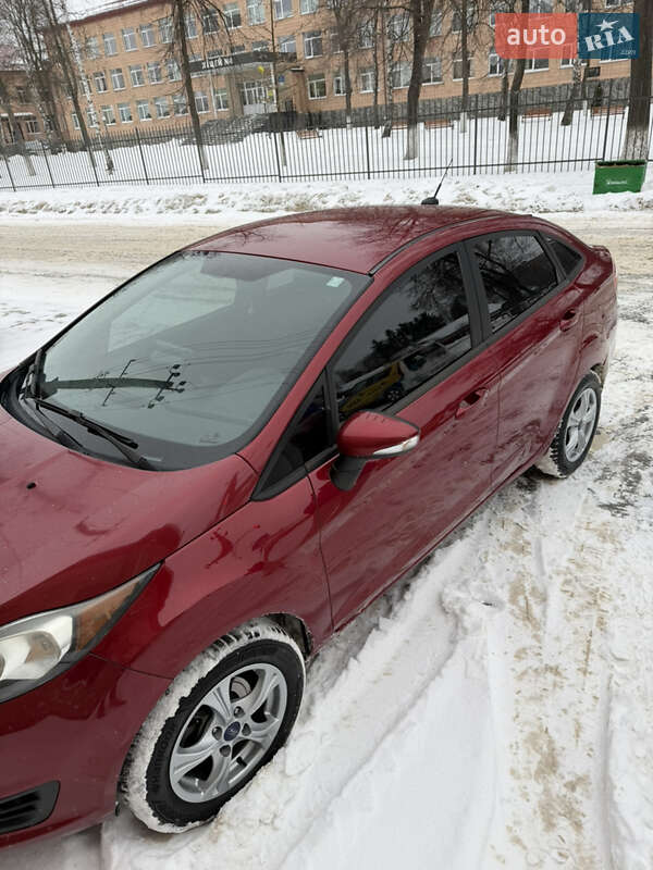 Седан Ford Fiesta 2016 в Звягелі
