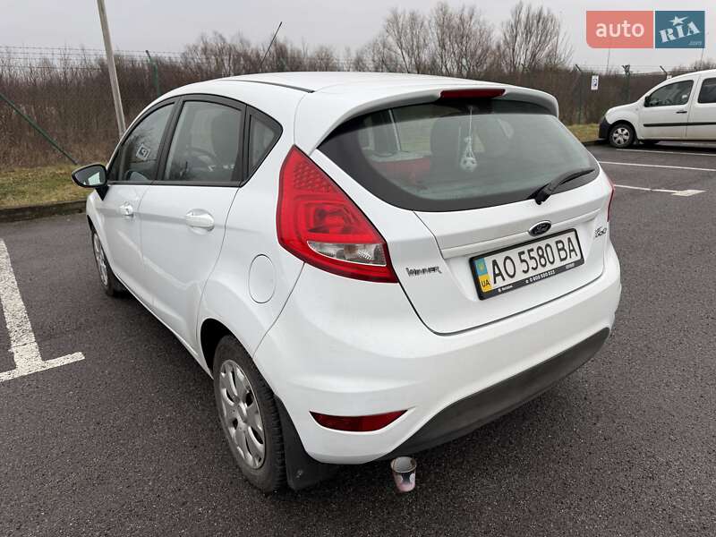 Хетчбек Ford Fiesta 2011 в Ужгороді фото 7 Хетчбек Ford Fiesta 2011 в Ужгороді