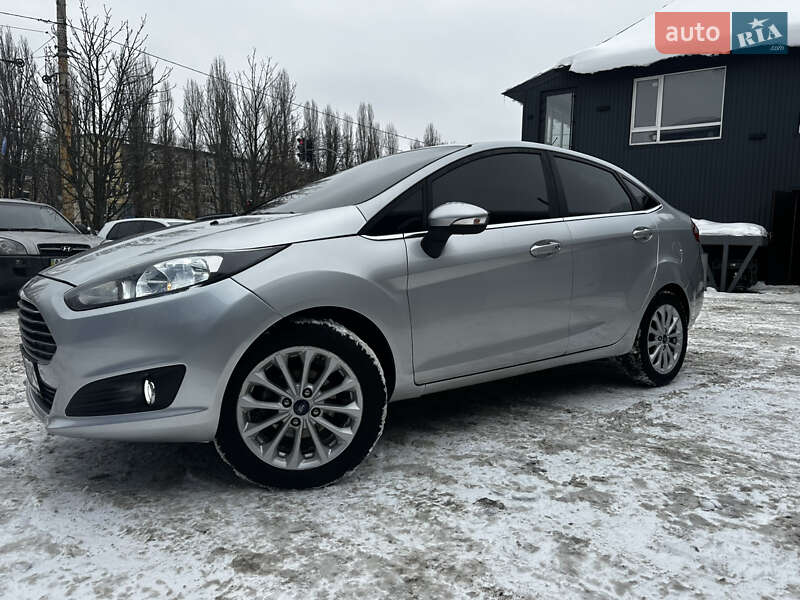 Седан Ford Fiesta 2017 в Киеве