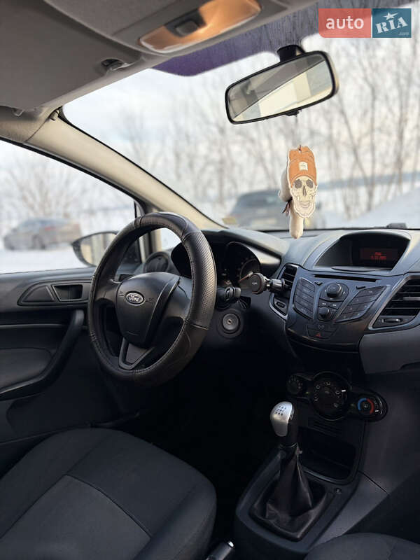 Хетчбек Ford Fiesta 2009 в Тернополі фото 5 Хетчбек Ford Fiesta 2009 в Тернополі