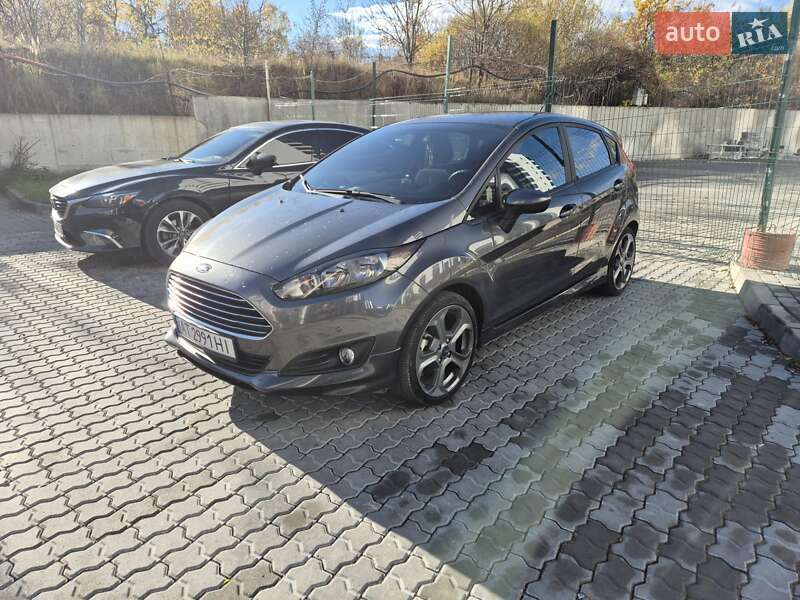 Хэтчбек Ford Fiesta 2018 в Ивано-Франковске