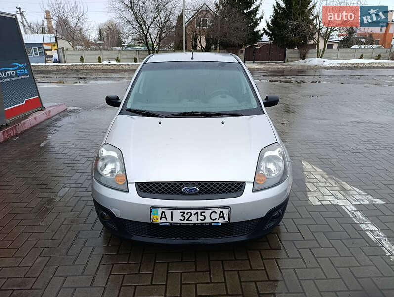 Хэтчбек Ford Fiesta 2008 в Борисполе фото Хэтчбек Ford Fiesta 2008 в Борисполе