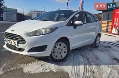 Седан Ford Fiesta 2016 в Днепре