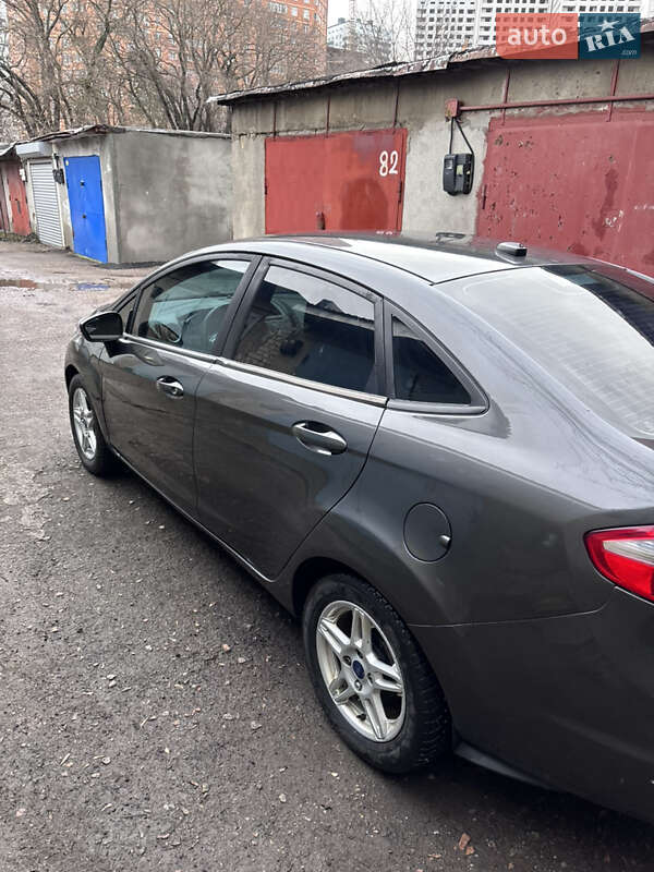 Седан Ford Fiesta 2017 в Одесі