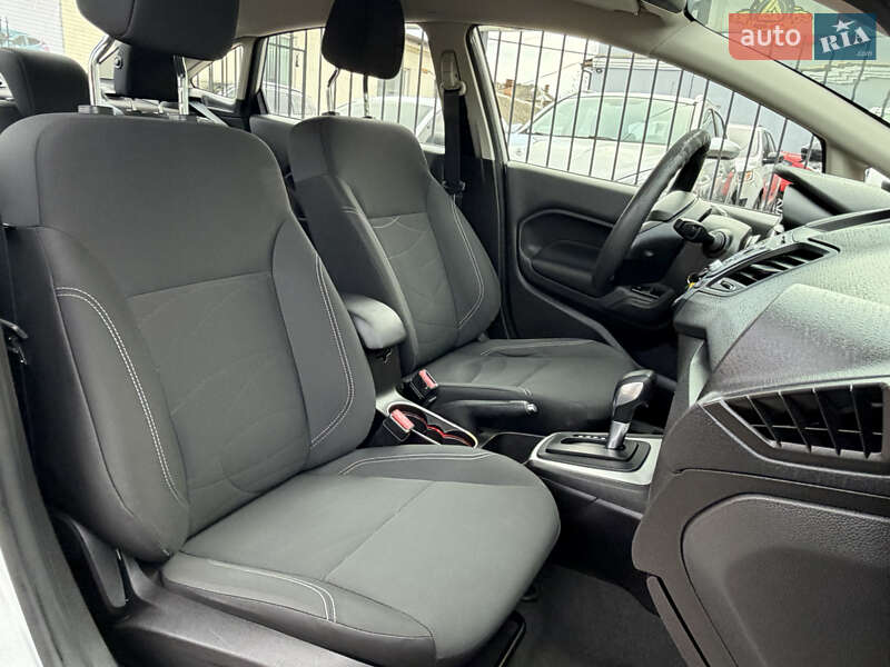 Седан Ford Fiesta 2017 в Миколаєві