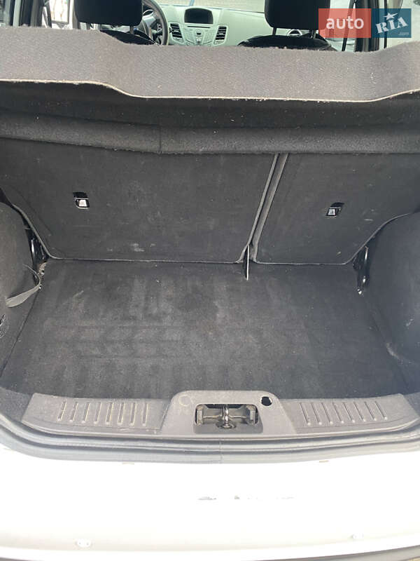 Хэтчбек Ford Fiesta 2014 в Ставище фото 14 Хэтчбек Ford Fiesta 2014 в Ставище