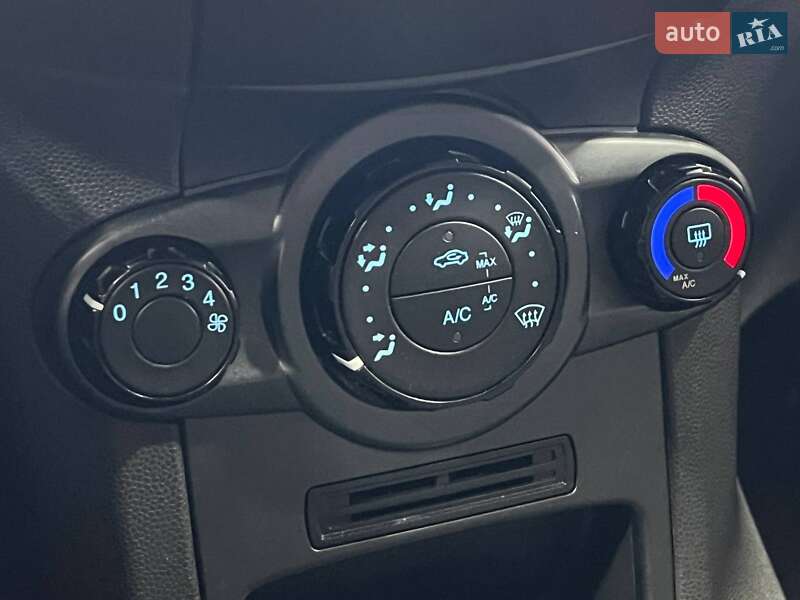 Хэтчбек Ford Fiesta 2014 в Одессе фото 15 Хэтчбек Ford Fiesta 2014 в Одессе