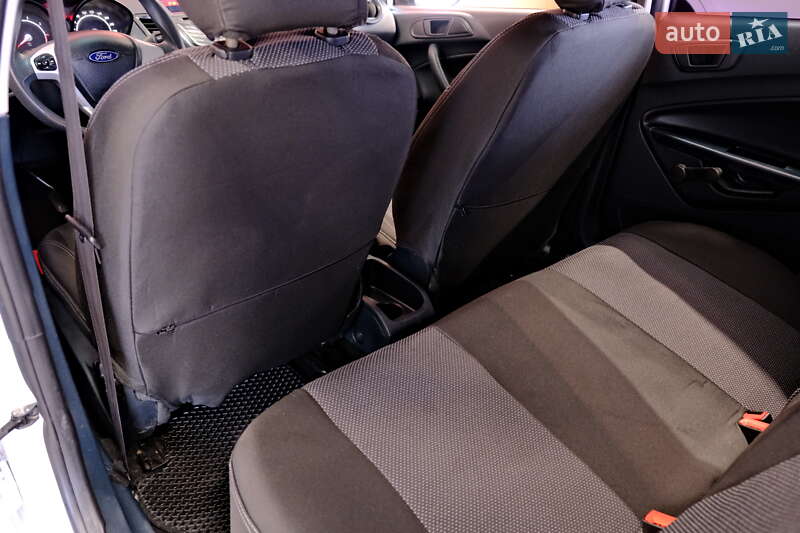 Хетчбек Ford Fiesta 2012 в Одесі фото 28 Хетчбек Ford Fiesta 2012 в Одесі