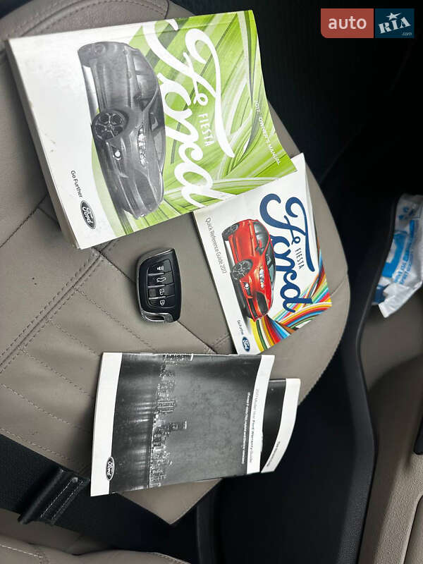 Седан Ford Fiesta 2017 в Києві