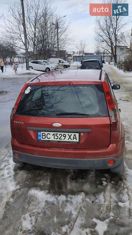 Хетчбек Ford Fiesta 2006 в Чернівцях фото 3 Хетчбек Ford Fiesta 2006 в Чернівцях
