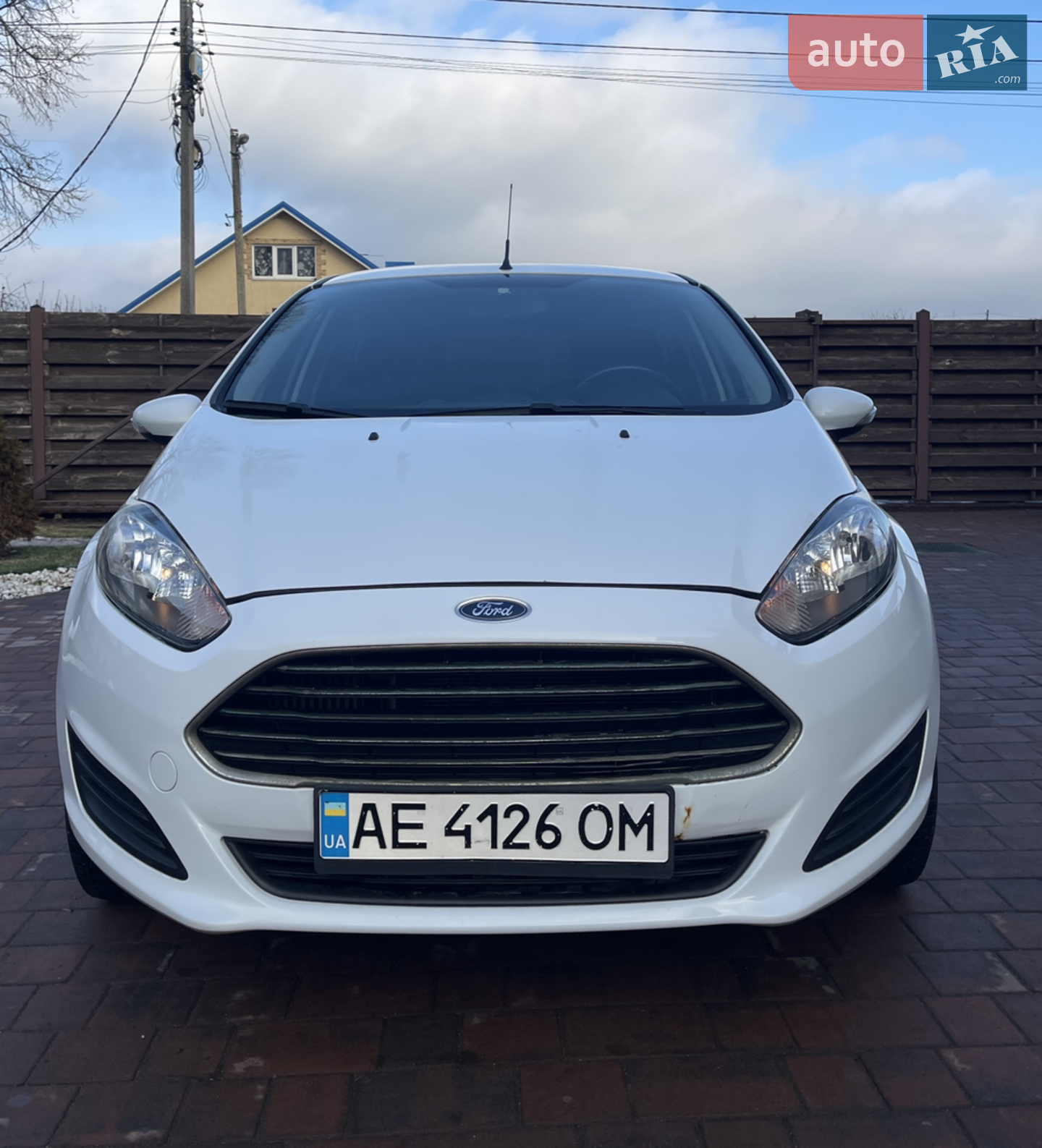 2015 Ford Fiesta - фото 1