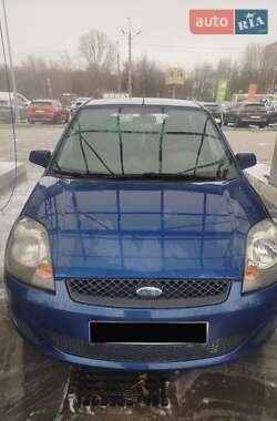 Хэтчбек Ford Fiesta 2008 в Черкассах
