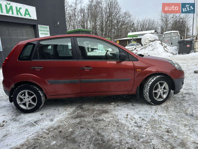 Хетчбек Ford Fiesta 2006 в Києві фото 4 Хетчбек Ford Fiesta 2006 в Києві