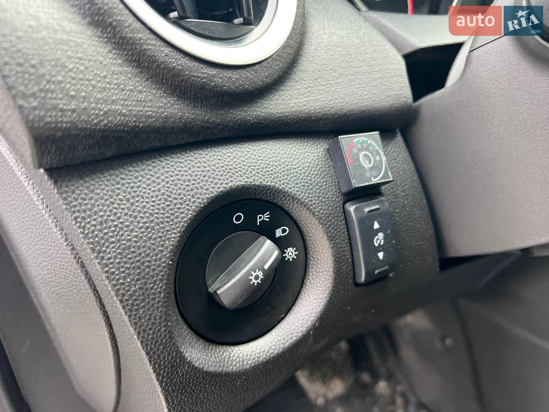 2018 Ford Fiesta - мініатюра 19