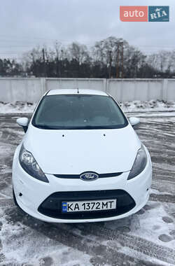 Хэтчбек Ford Fiesta 2011 в Ирпене