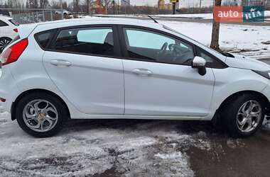 Хэтчбек Ford Fiesta 2012 в Киеве
