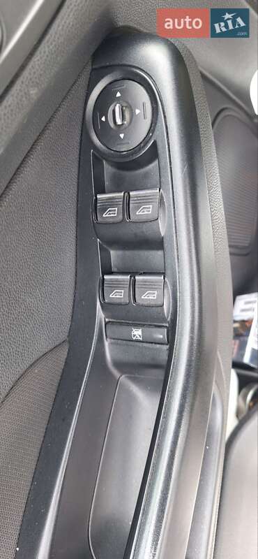 Хэтчбек Ford Fiesta 2012 в Киеве