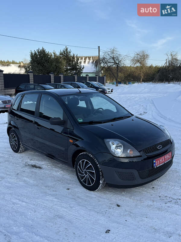Хетчбек Ford Fiesta 2006 в Луцьку фото 3 Хетчбек Ford Fiesta 2006 в Луцьку