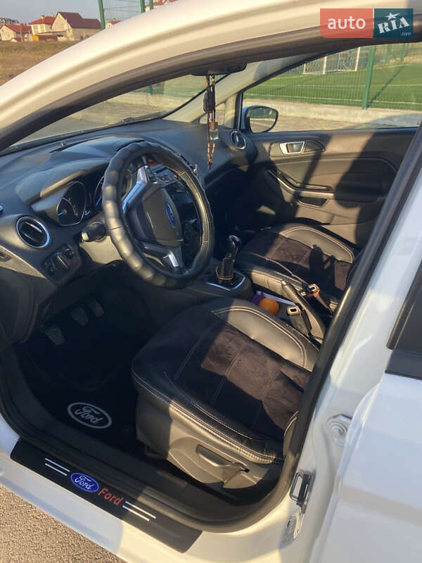 Хетчбек Ford Fiesta 2013 в Одесі