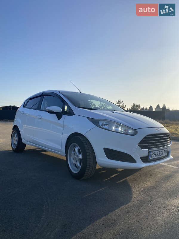 Хетчбек Ford Fiesta 2013 в Одесі