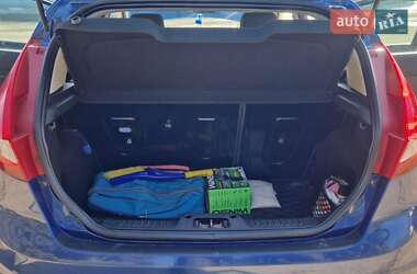 Хетчбек Ford Fiesta 2009 в Львові