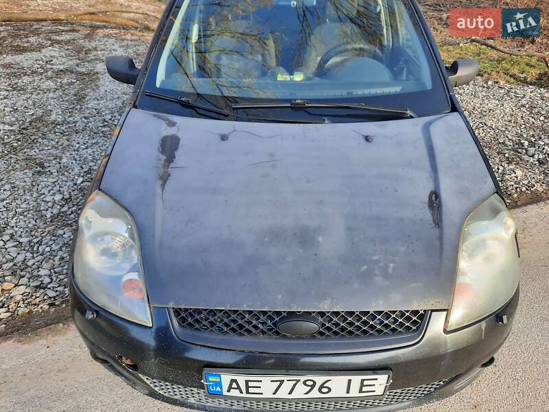 Хетчбек Ford Fiesta 2008 в Дніпрі