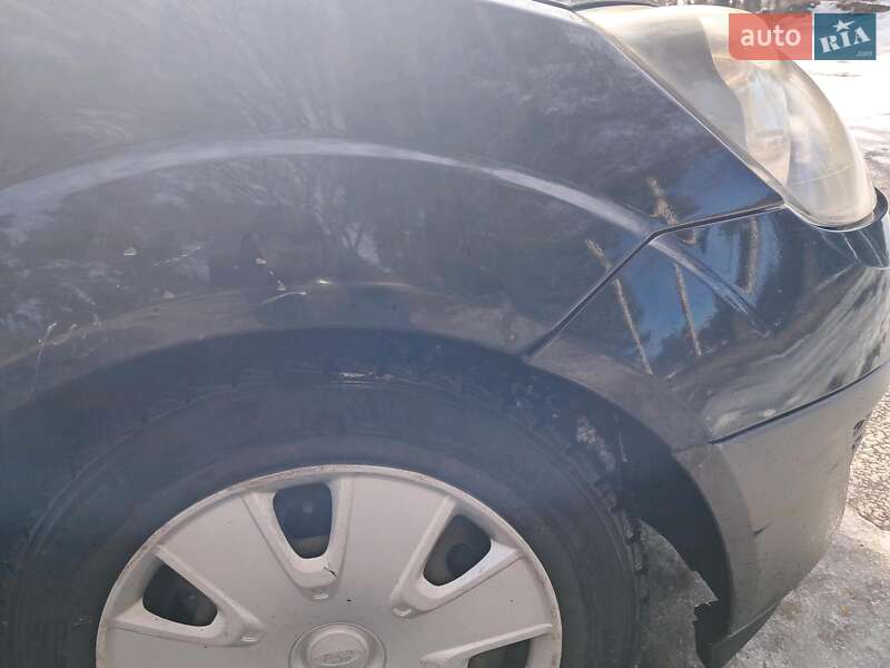 Хэтчбек Ford Fiesta 2006 в Киеве