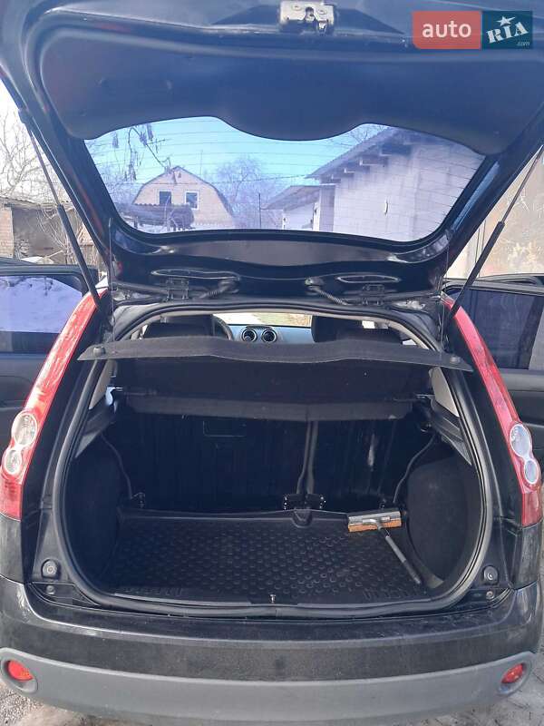 Хэтчбек Ford Fiesta 2006 в Киеве