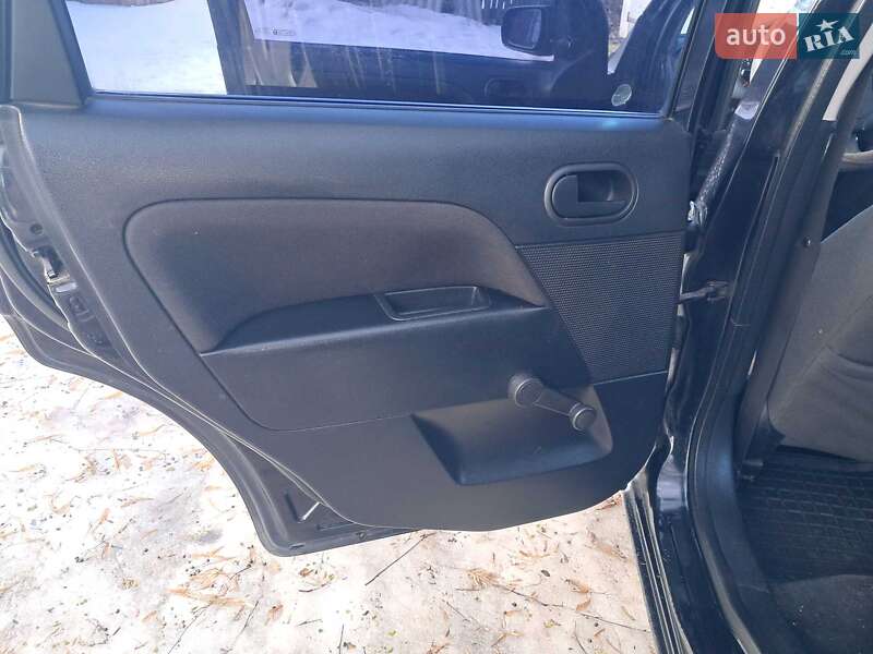 Хэтчбек Ford Fiesta 2006 в Киеве