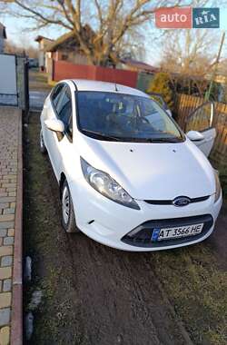 Хэтчбек Ford Fiesta 2012 в Стрые