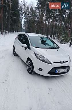 Хэтчбек Ford Fiesta 2010 в Сумах