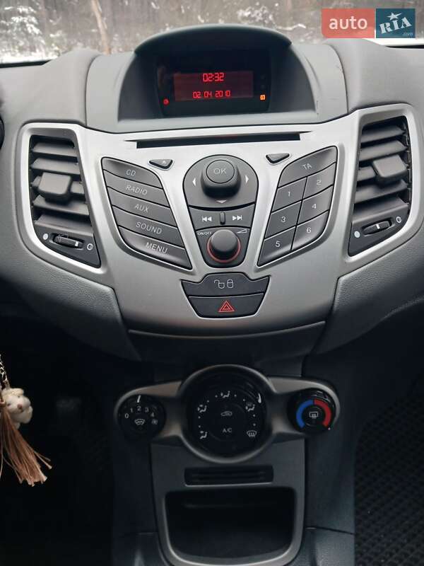 Хетчбек Ford Fiesta 2010 в Сумах фото 17 Хетчбек Ford Fiesta 2010 в Сумах