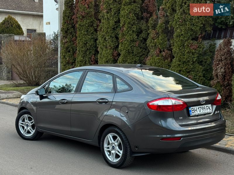 Седан Ford Fiesta 2019 в Одесі