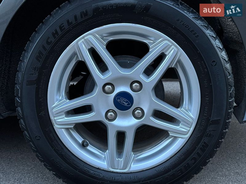Седан Ford Fiesta 2019 в Одесі