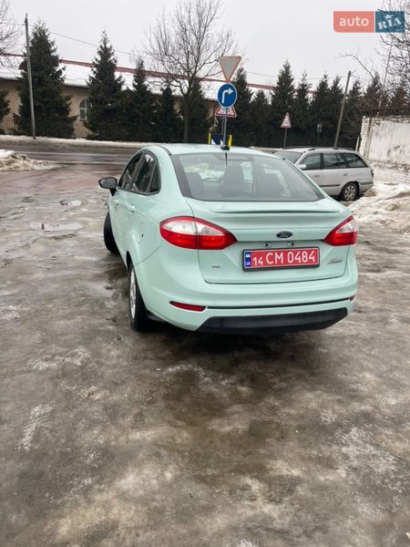 Седан Ford Fiesta 2017 в Львове