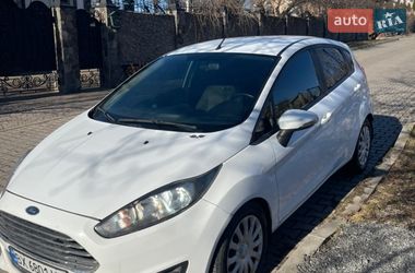 Хэтчбек Ford Fiesta 2015 в Хмельницком