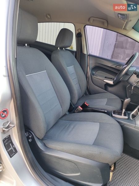 Хетчбек Ford Fiesta 2012 в Шептицькому