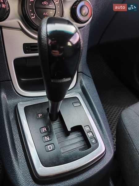 Хетчбек Ford Fiesta 2012 в Шептицькому