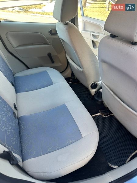Хетчбек Ford Fiesta 2007 в Лубнах