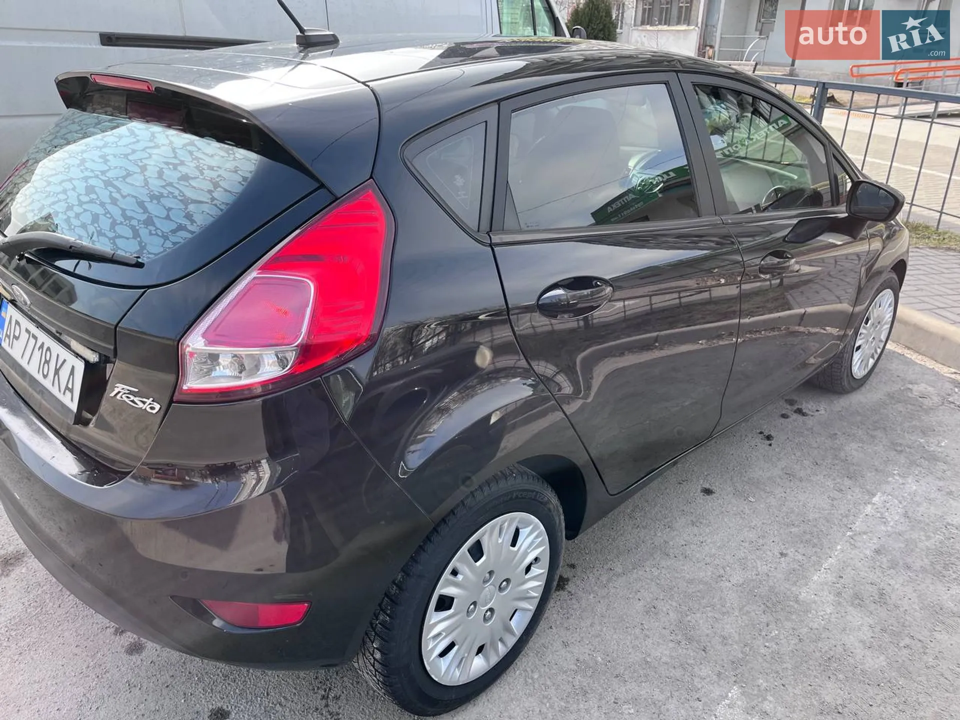 2017 Ford Fiesta - мініатюра 3