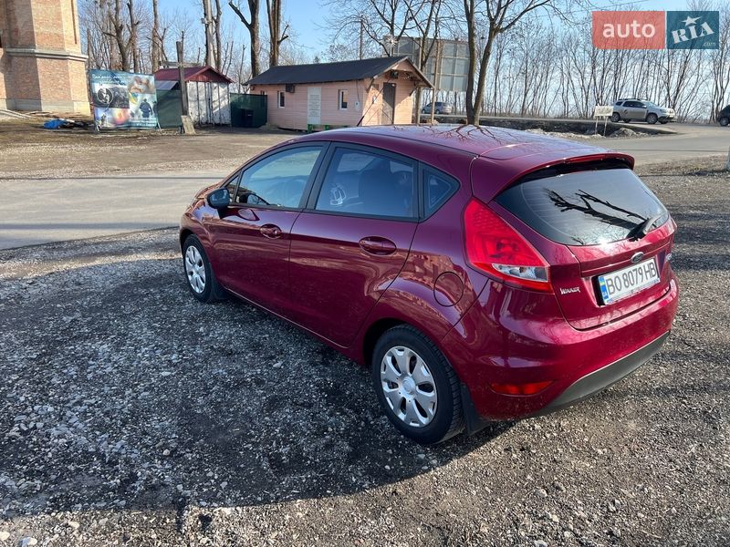 Хэтчбек Ford Fiesta 2011 в Тернополе