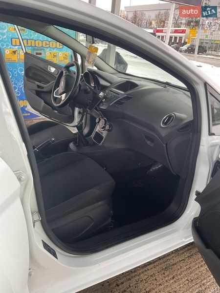 Хетчбек Ford Fiesta 2017 в Броварах