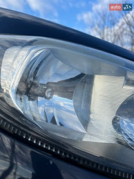 Хэтчбек Ford Fiesta 2015 в Киеве фото 14 Хэтчбек Ford Fiesta 2015 в Киеве