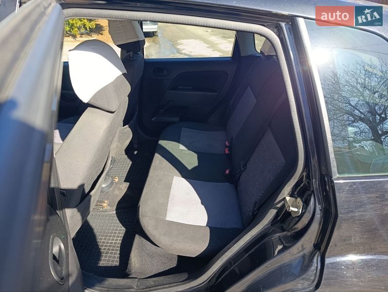 Хетчбек Ford Fiesta 2008 в Києві