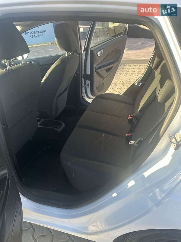 Хэтчбек Ford Fiesta 2017 в Луцке