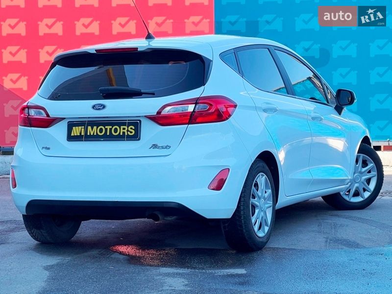 Хэтчбек Ford Fiesta 2018 в Киеве