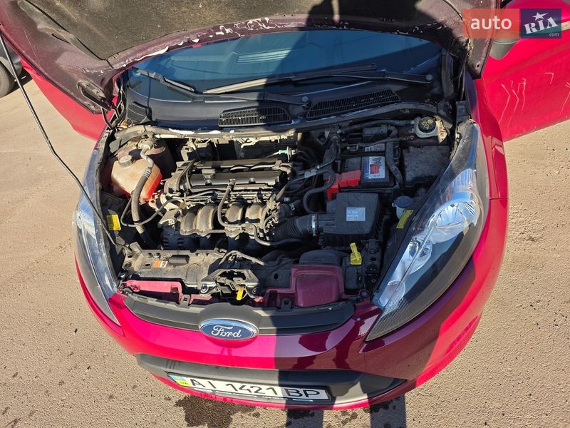 Хэтчбек Ford Fiesta 2011 в Ирпене