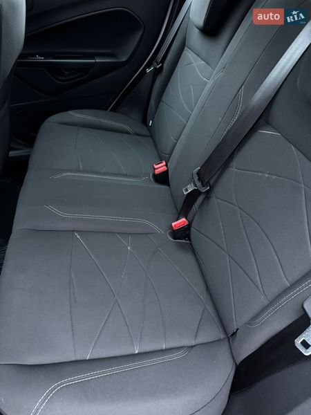 Хэтчбек Ford Fiesta 2013 в Киеве